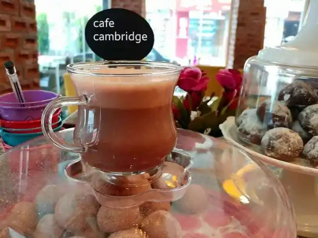 Cafe Cambridge'nin yemek ve ambiyans fotoğrafları 45