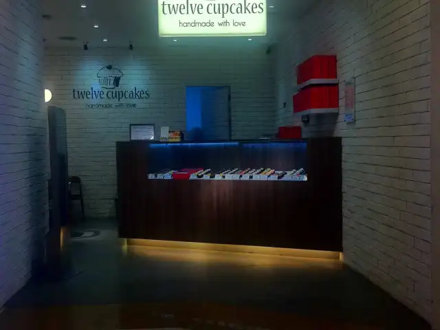 Gambar Makanan Twelve Cupcakes 4