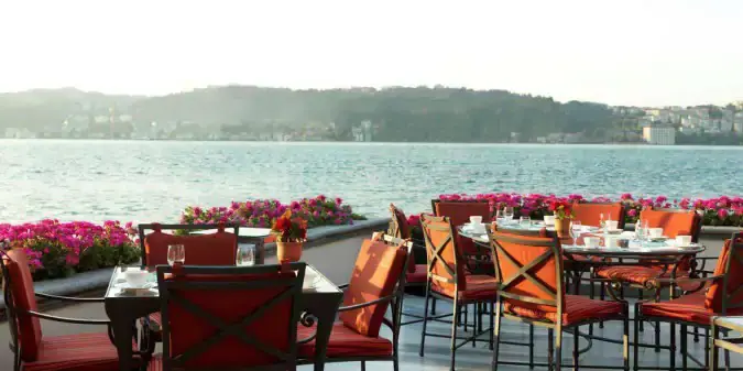 Aqua Restaurant - Four Seasons Hotel Bosphorus'nin yemek ve ambiyans fotoğrafları 1
