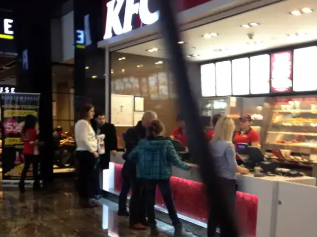 KFC'nin yemek ve ambiyans fotoğrafları 7