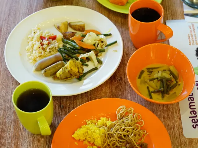 Gambar Makanan sTREATs Restaurant - Ibis Styles Bogor Raya 10