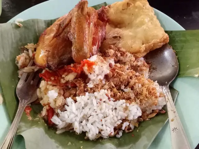 Rumah Makan Pondok Hijau