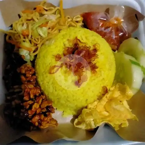 Gambar Makanan Nasi Kuning Mama Salvalisa 1