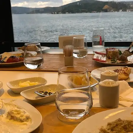 Kaşıbeyaz Bosphorus'nin yemek ve ambiyans fotoğrafları 11