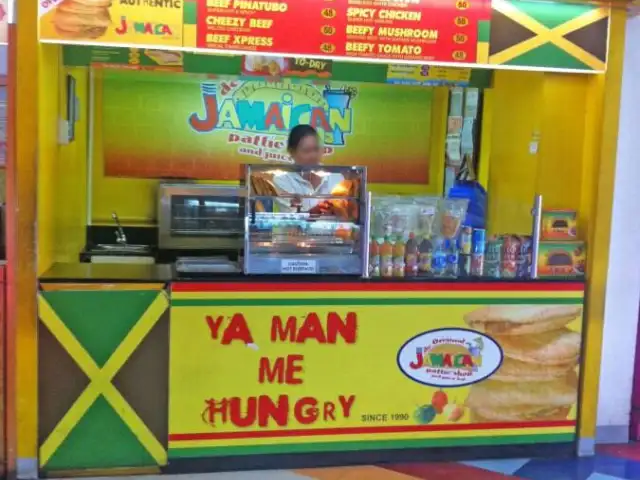 Jamaican Pattie Shop Food Photo 6