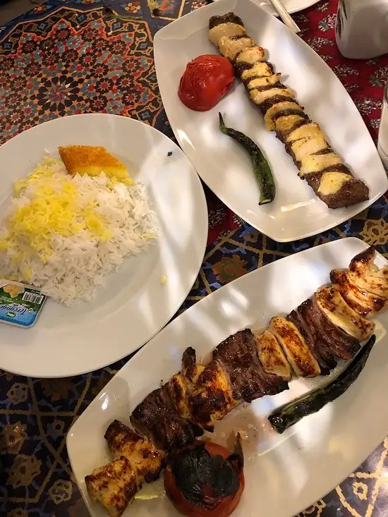 Reyhun Iran Restaurant'nin yemek ve ambiyans fotoğrafları 44