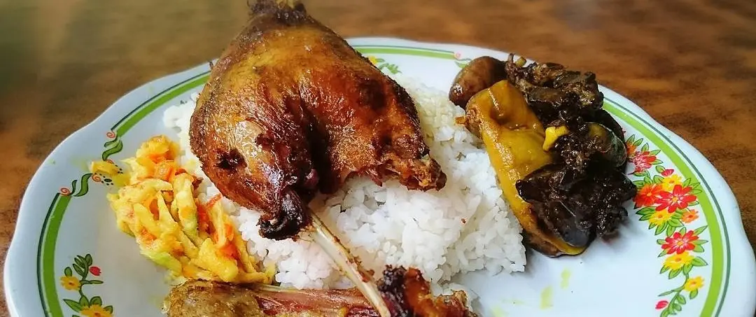 Gambar Makanan Nasi Bebek Cak Yudi 2