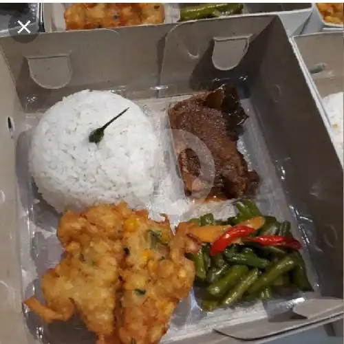 Gambar Makanan Nasi Campur Bu Jarwo, Kuta 2