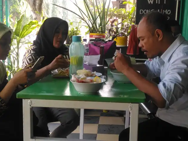 Gambar Makanan Dong Limo cafe 7