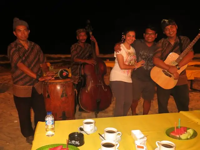 Gambar Makanan Bawang Merah Beachfront Restaurant 19