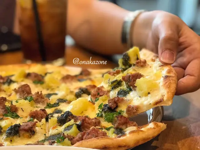 Gambar Makanan Pizza Marzano 17