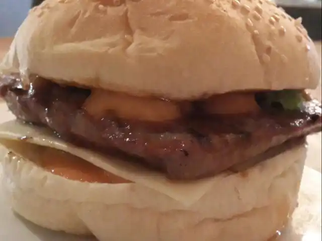 Gambar Makanan Burger & Grill 14