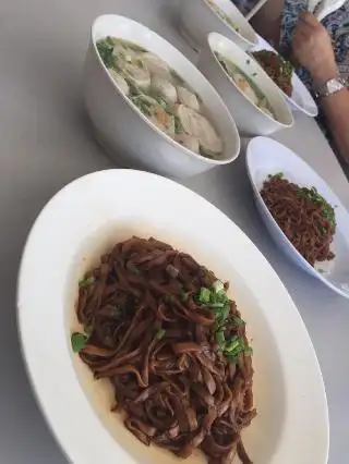 Ho Yuan Restaurant 河源茶室