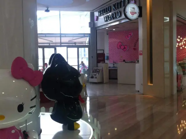 Hello Kitty Word'nin yemek ve ambiyans fotoğrafları 1