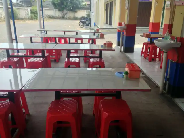 Gambar Makanan Ayam Lepaas 3