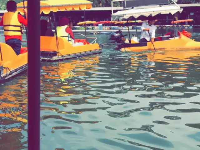 Gambar Makanan Steam boat floating market lembang 2