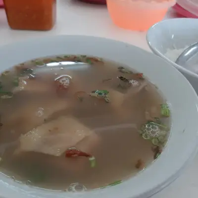 Sop Ayam Pak Min Klaten