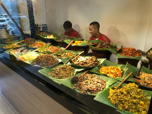 Gambar Makanan Nasi Pedas Bali Made 11