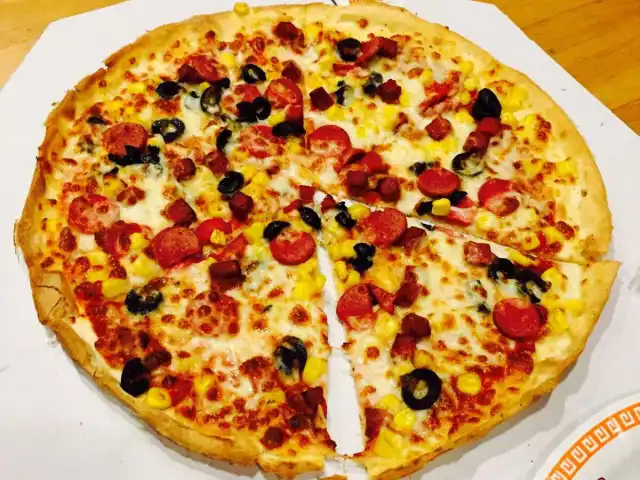 Little Caesars Pizza'nin yemek ve ambiyans fotoğrafları 15