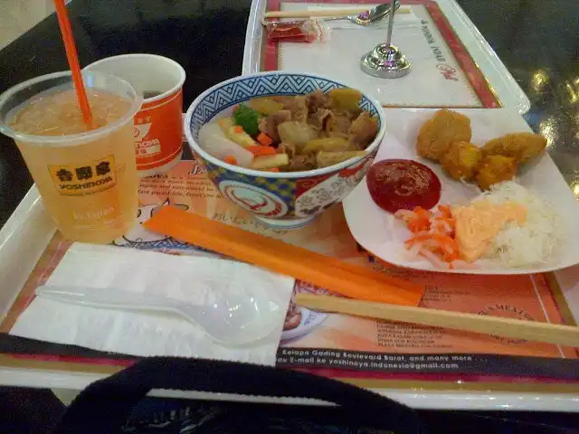 Gambar Makanan Yoshinoya (吉野家) 4