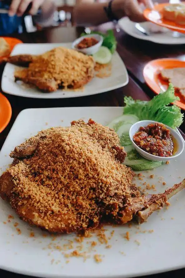 Gambar Makanan Ayam Goreng Karawaci 14