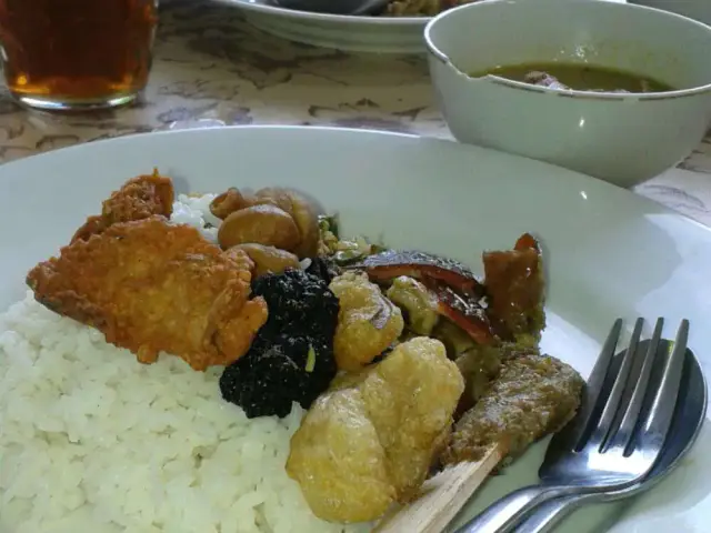 Gambar Makanan Babi Guling Negari 1