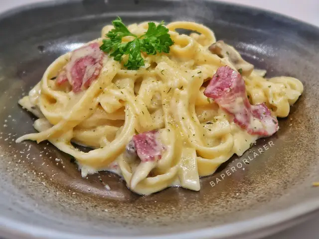 Gambar Makanan Reuni Coffee & Eatery 1