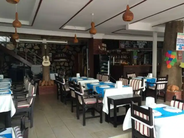 Mayflower Restaurant Cafe Bar'nin yemek ve ambiyans fotoğrafları 1