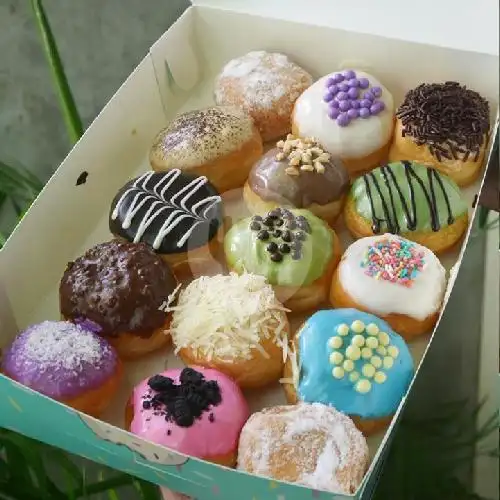 Gambar Makanan Toola Donut, Raya Sesetan 1