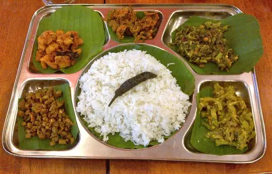 Fierce Curry House - Banana Leaf & Hyderabadi Dum Biryani Food Photo 2