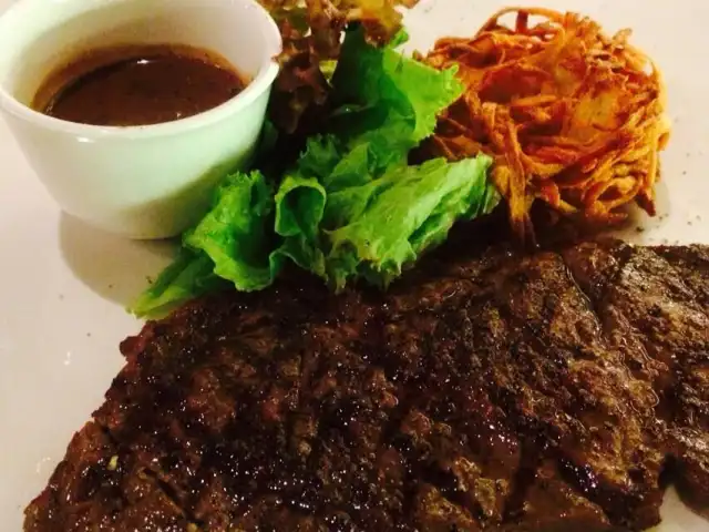 Gambar Makanan Rustique Steakhouse 9
