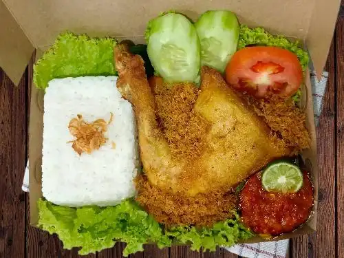 Srundengan Ayam Goreng, Jimbaran