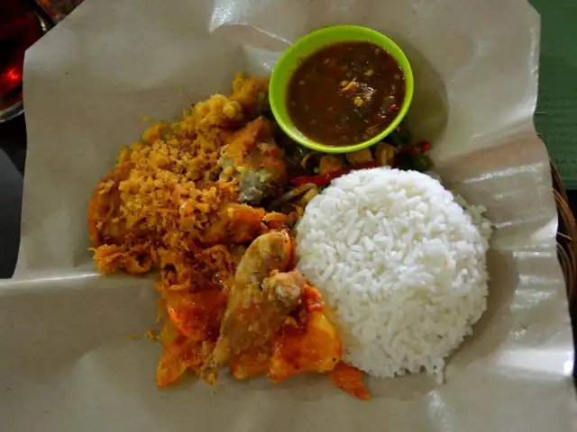 Gambar Makanan Ayam Penyet Jakarta 11