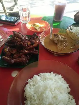 Anum Ayam Kampung Madu Food Photo 1