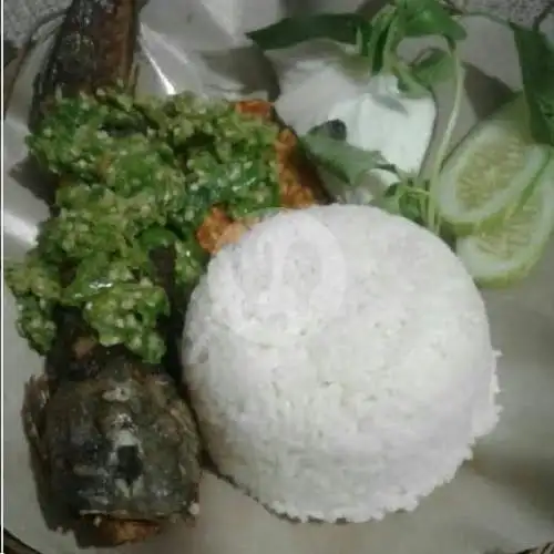 Gambar Makanan Pecel Lele n Ayam Vinchy, Bogor Selatan 3