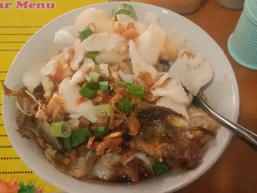 Bubur Ayam Jakarta DS, Ayam lengkuas DS, Soto Ayam DS, Aneka Jus DS. 