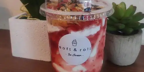 Soft & Roll Ice Cream, Padang Timur