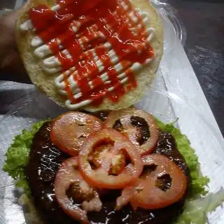 Burger Bakar D NUR Food Photo 4