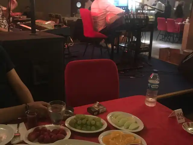 Gündoğan Steak House'nin yemek ve ambiyans fotoğrafları 2
