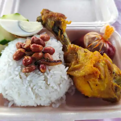 nasi lemak kakak manis