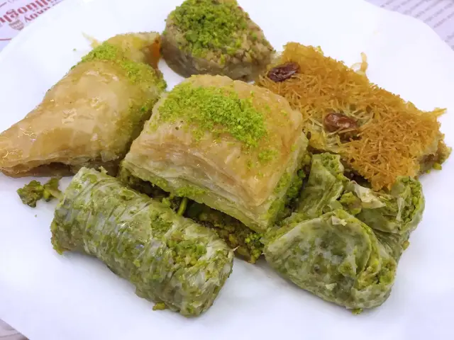 Karaköy Güllüoğlu'nin yemek ve ambiyans fotoğrafları 72