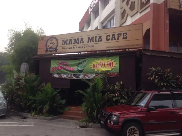 Mama Mia Cafe Food Photo 1