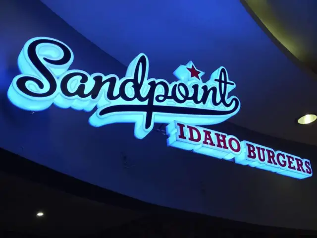 Sandpoint Idaho Burgers Food Photo 17