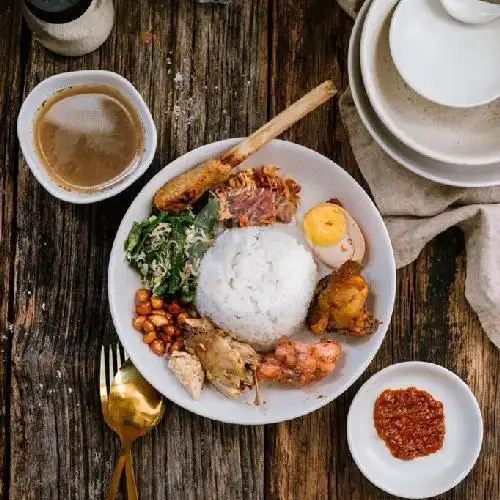 Gambar Makanan Warung Adnyana, Patimura 1