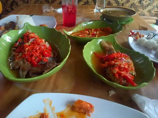 Gambar Makanan Lesehan Saung Fitri 1