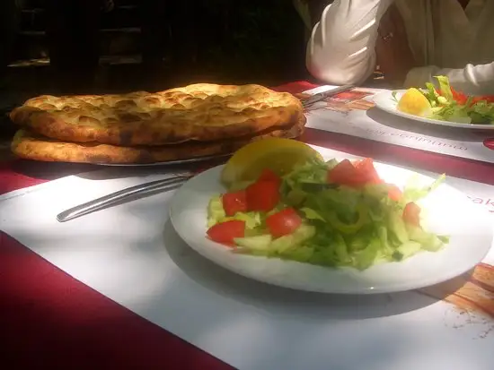 Arkadas Alabalik Restaurant'nin yemek ve ambiyans fotoğrafları 8