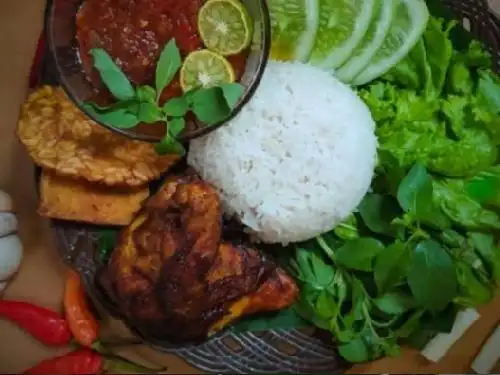Nasi Uduk Ayam Bakar Jakarta