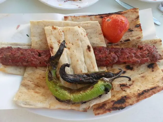 Ahmet Usta Kebap Dürüm'nin yemek ve ambiyans fotoğrafları 3