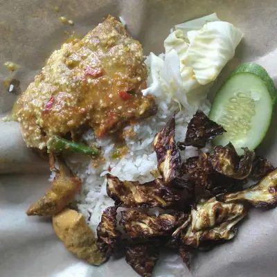 Ayam Gepuk Nusantara (B.Tun Razak)