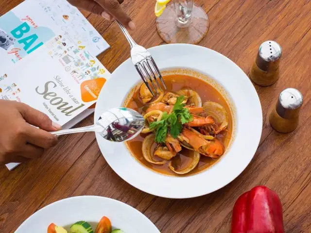 Gambar Makanan Oceana Restaurant & Bar 3